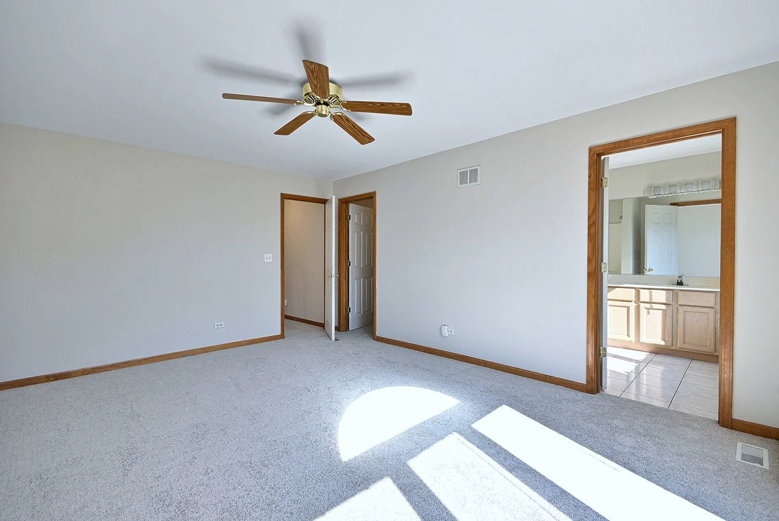 Photo of 148 Schiller Square