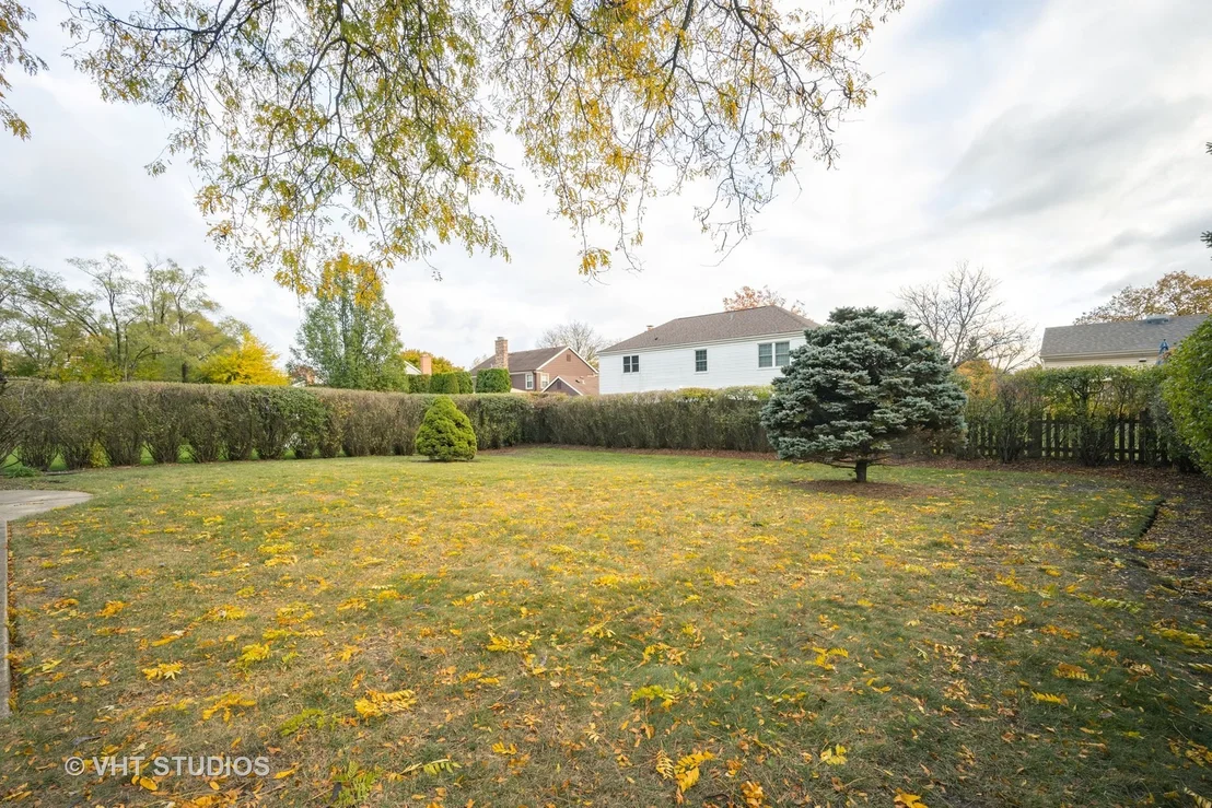 Photo of 3849 Crestwood Drive