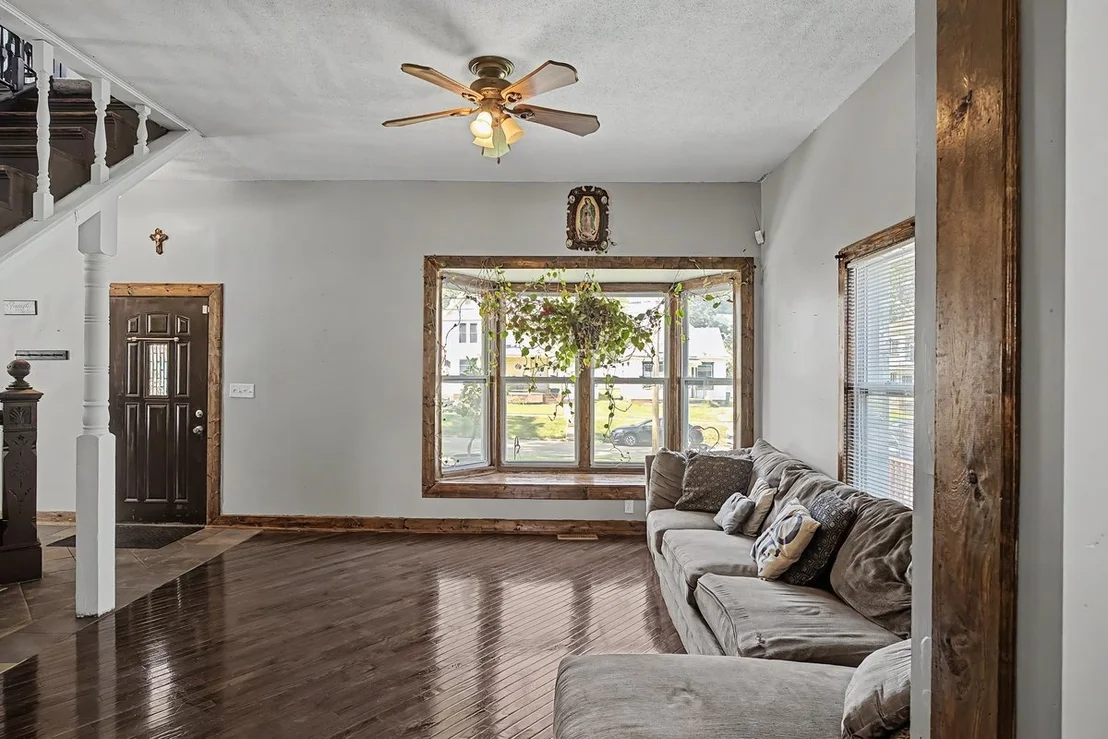 Photo of 111 7th Street