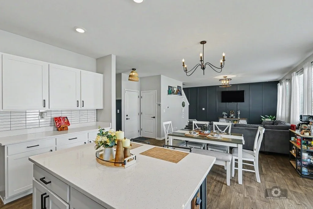 Photo of 25450 W Ryan Lane