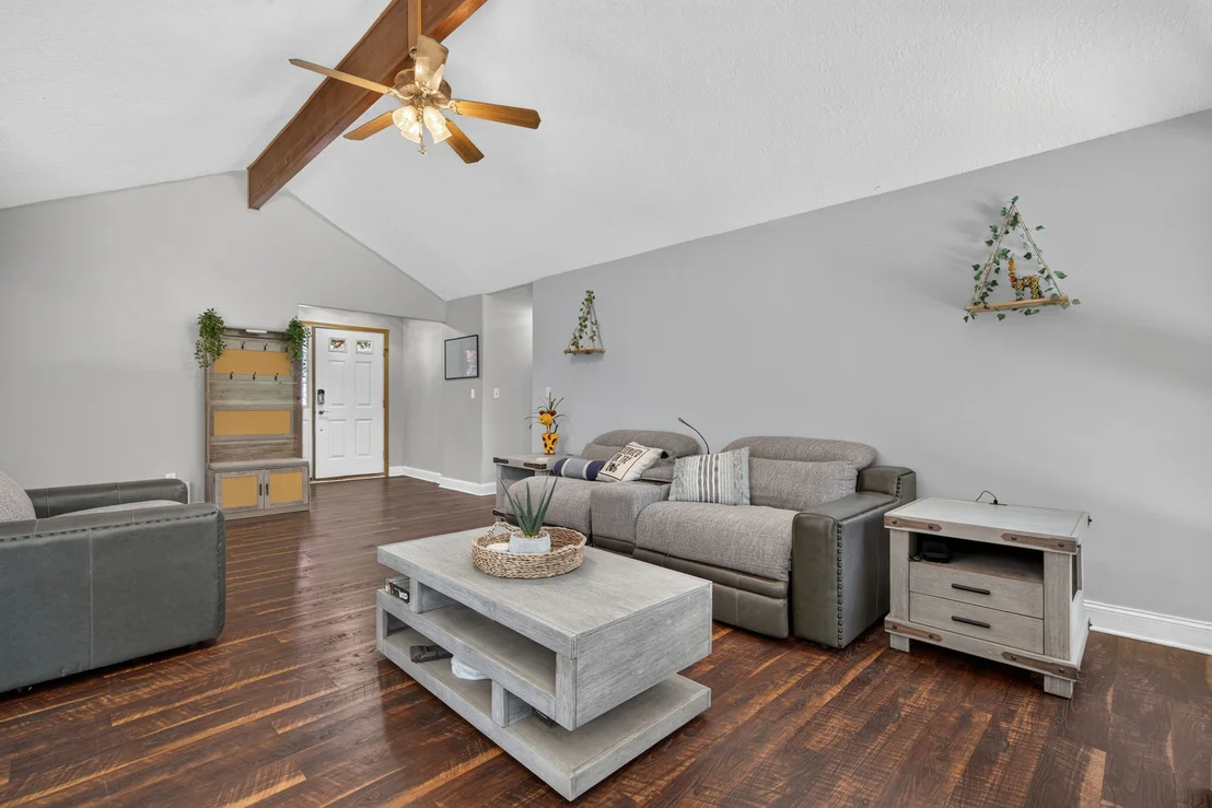 Photo of 442 W Anndon Drive