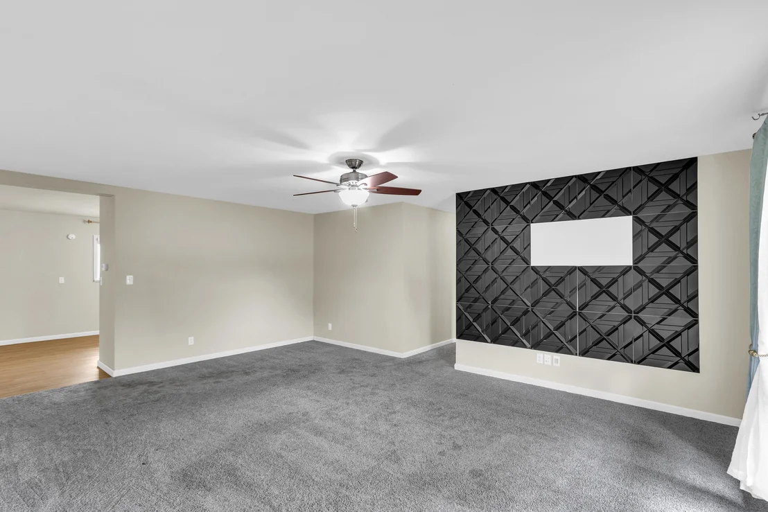 Photo of 1008 Stratford Drive