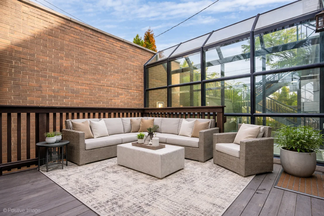 Photo of 1532 W Wolfram Street