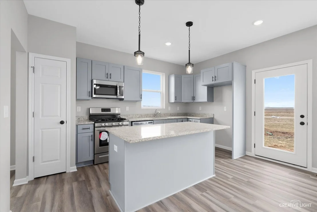 Photo of 812 Whitetail Place