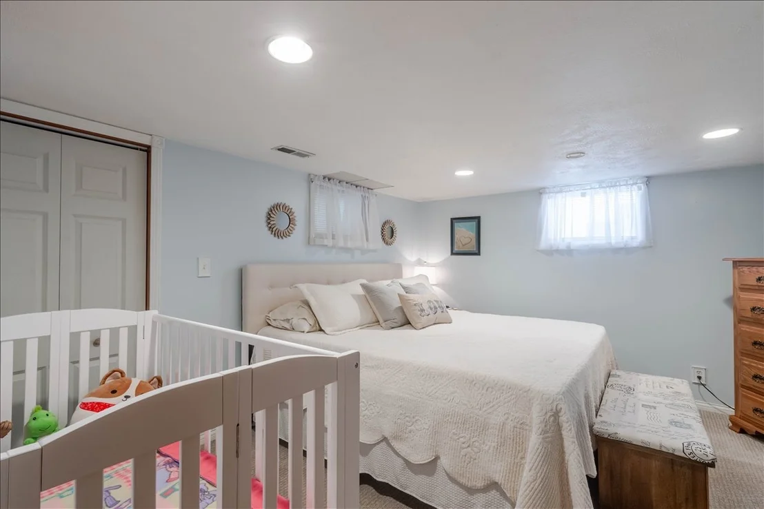 Photo of 111 LOREN Street