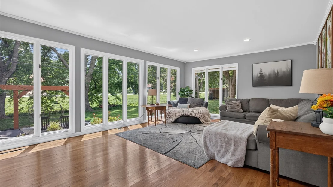 Photo of 1402 Maplewood Drive