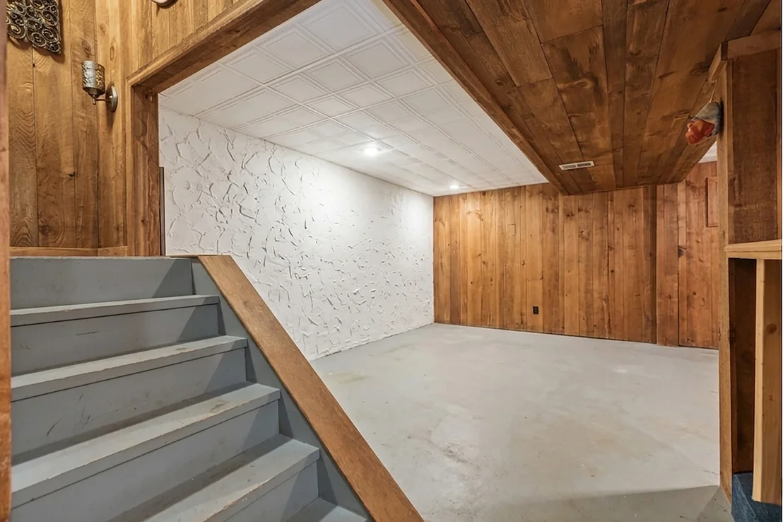 Photo of 6838 Winston Drive
