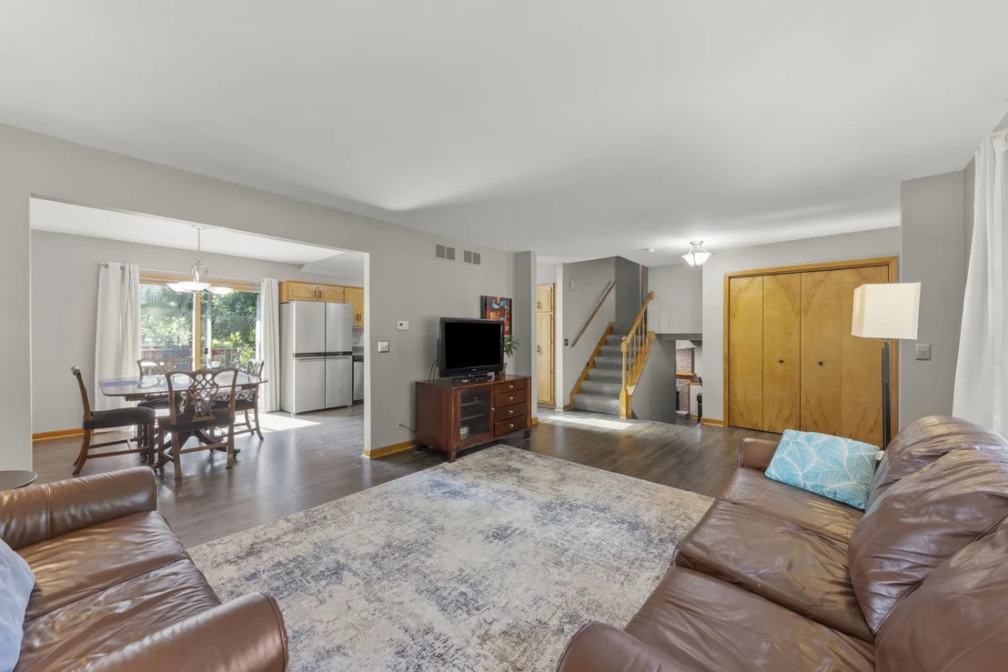 Photo of 907 Wescott Road