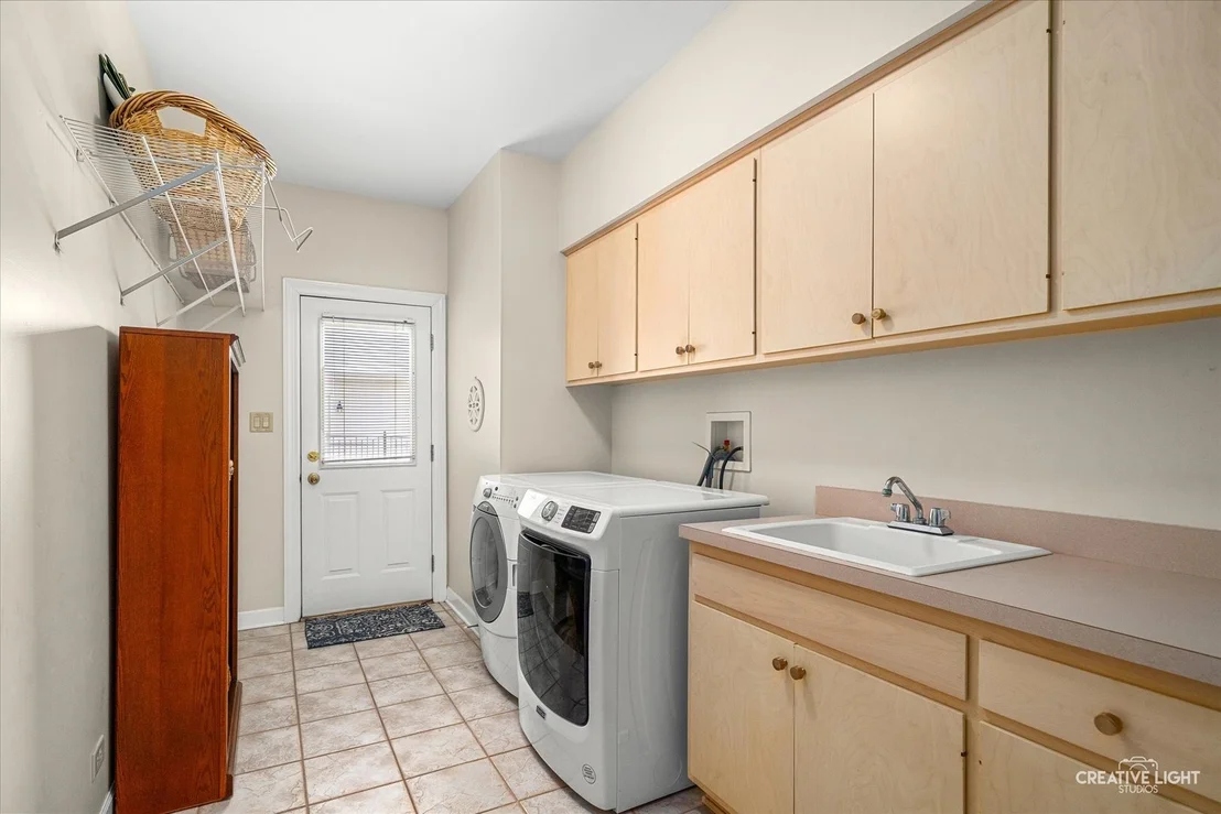Photo of 364 AVENA Circle