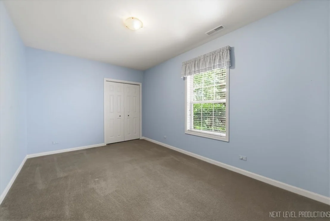 Photo of 865 Cambridge Drive