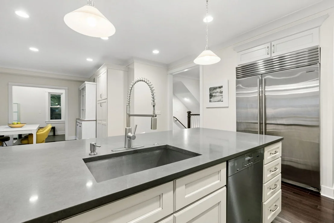Photo of 2412 Noyes Street