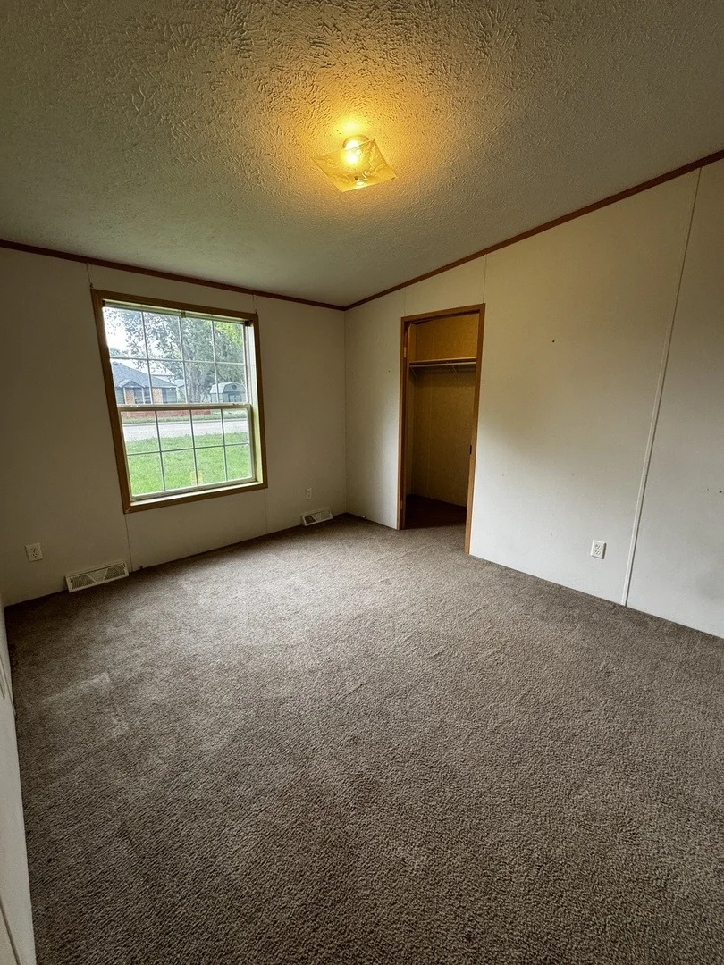 Photo of 712 E Main Street