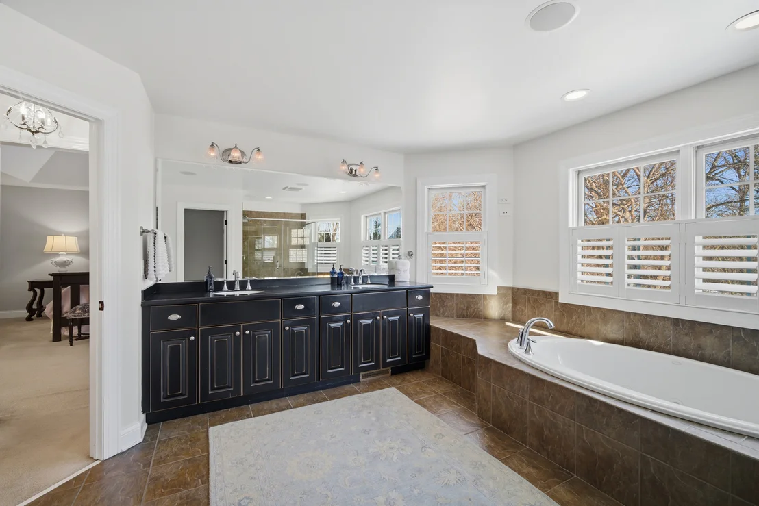 Photo of 422 Old Mill Circle