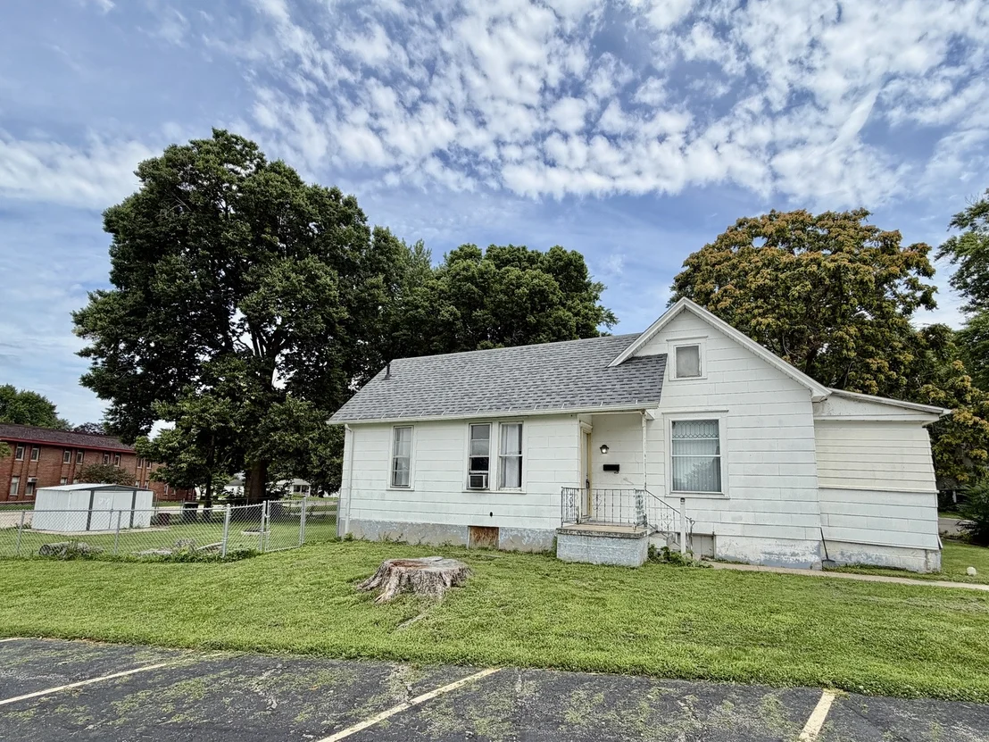 Photo of 703 Park Place