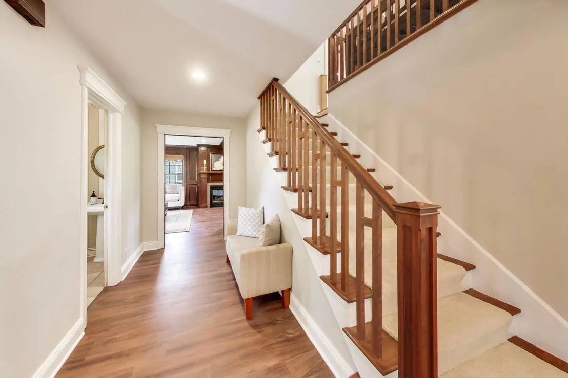 Photo of 2074 Greenview Road