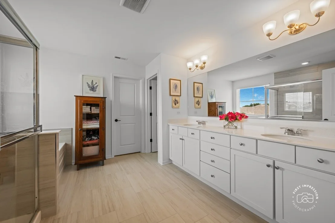 Photo of 115 Piper Glen Avenue