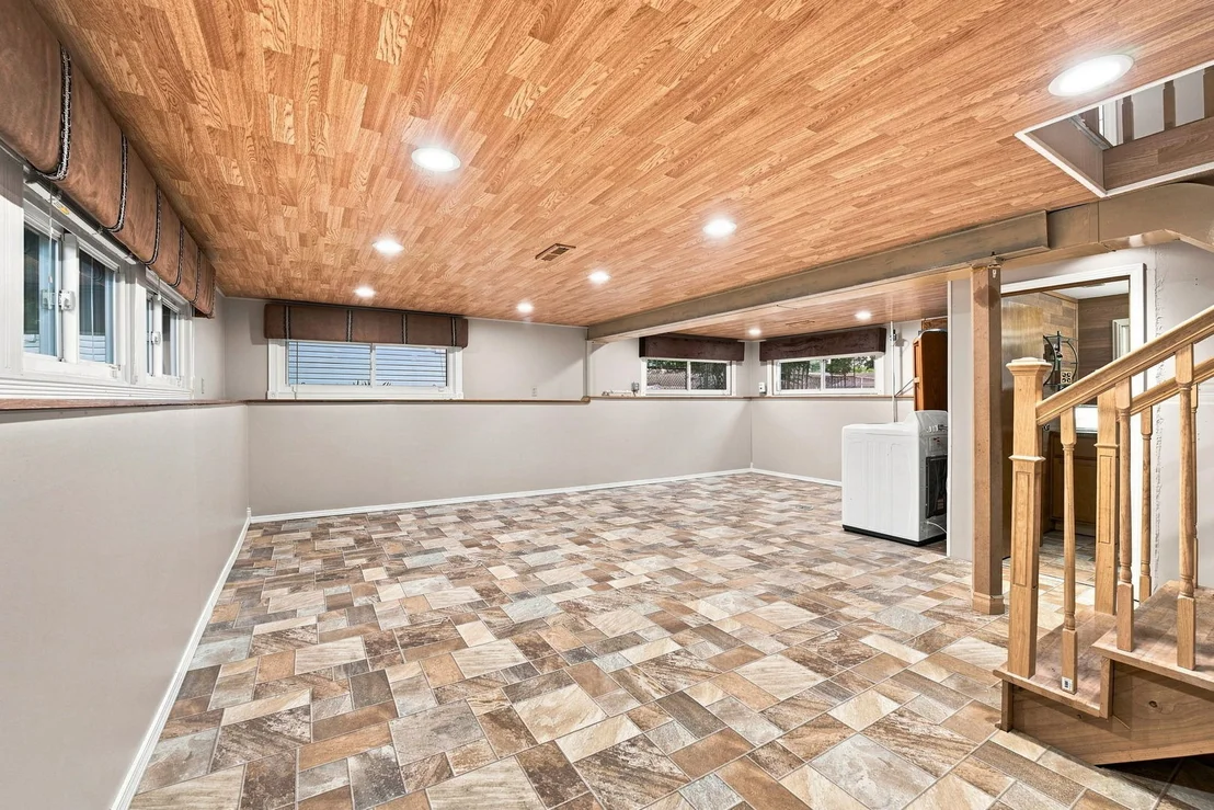 Photo of 415 Maple Drive