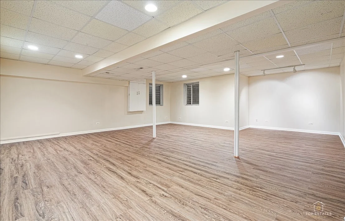 Photo of 7 Eagle Court