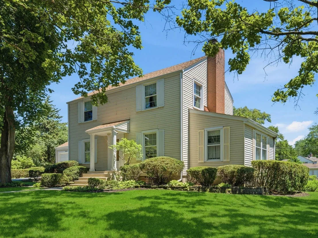 Photo of 1319 Bunker Avenue