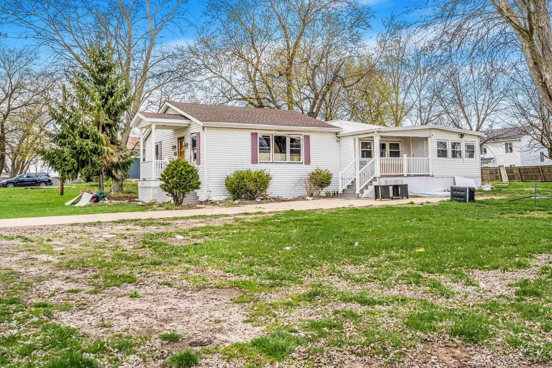 Photo of 22252 W Taylor Road