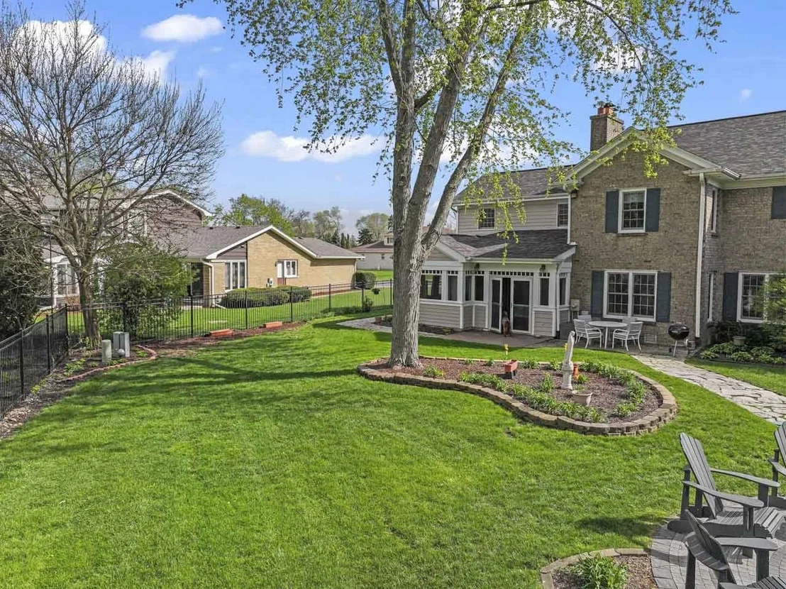 Photo of 2245 Tanglewood Drive
