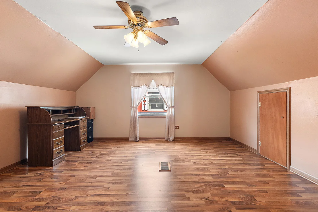 Photo of 5547 Fairway Drive