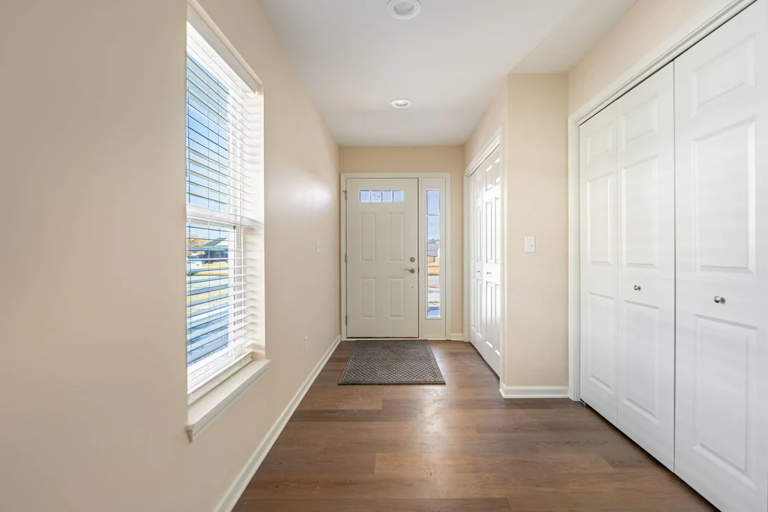 Photo of 566 Fuller Lane