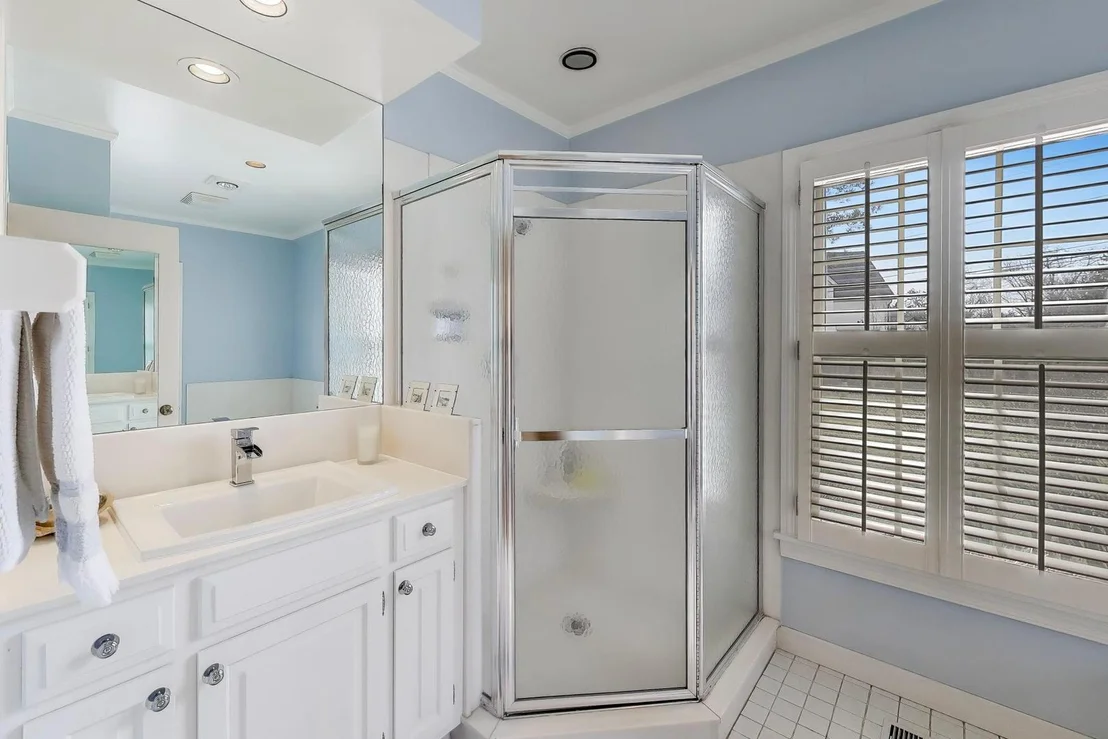 Photo of 1135 Buttonwood Lane