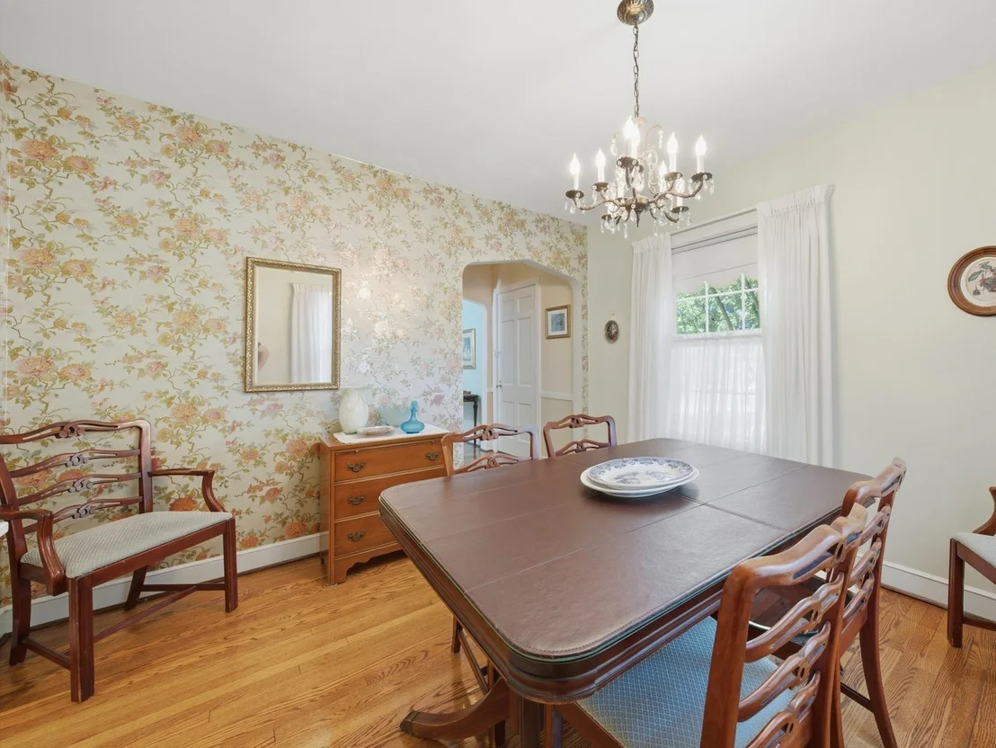 Photo of 1319 Bunker Avenue