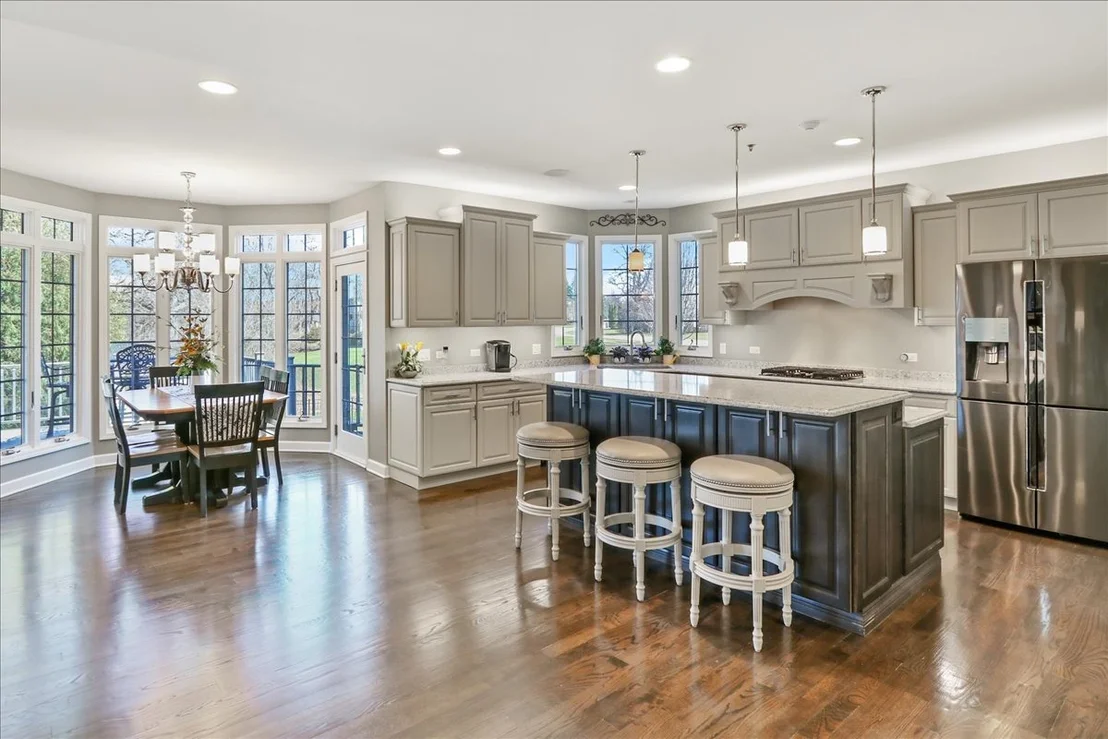 Photo of 519 Litchfield Lane