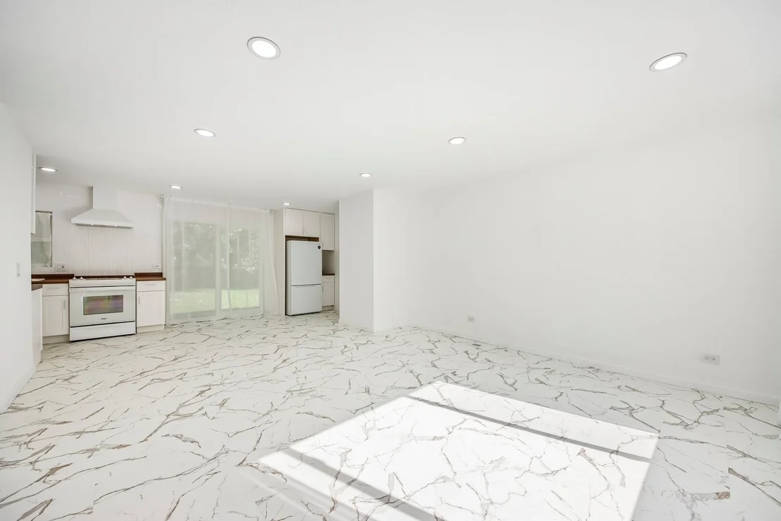 Photo of 2804 Old Oak Drive