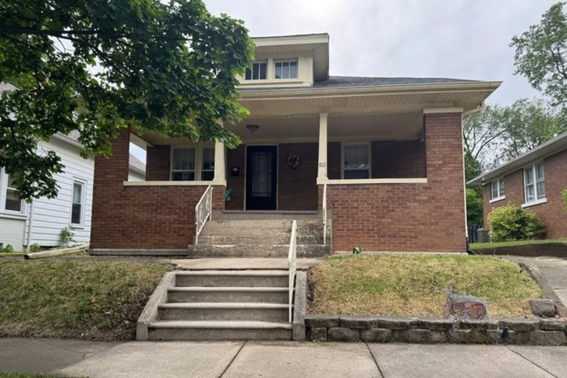 Photo of 911 Clement Street