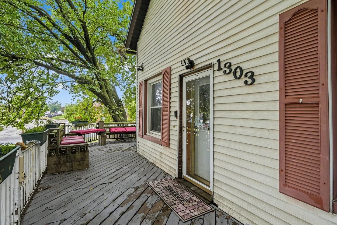 Photo of 1303 Cora Street