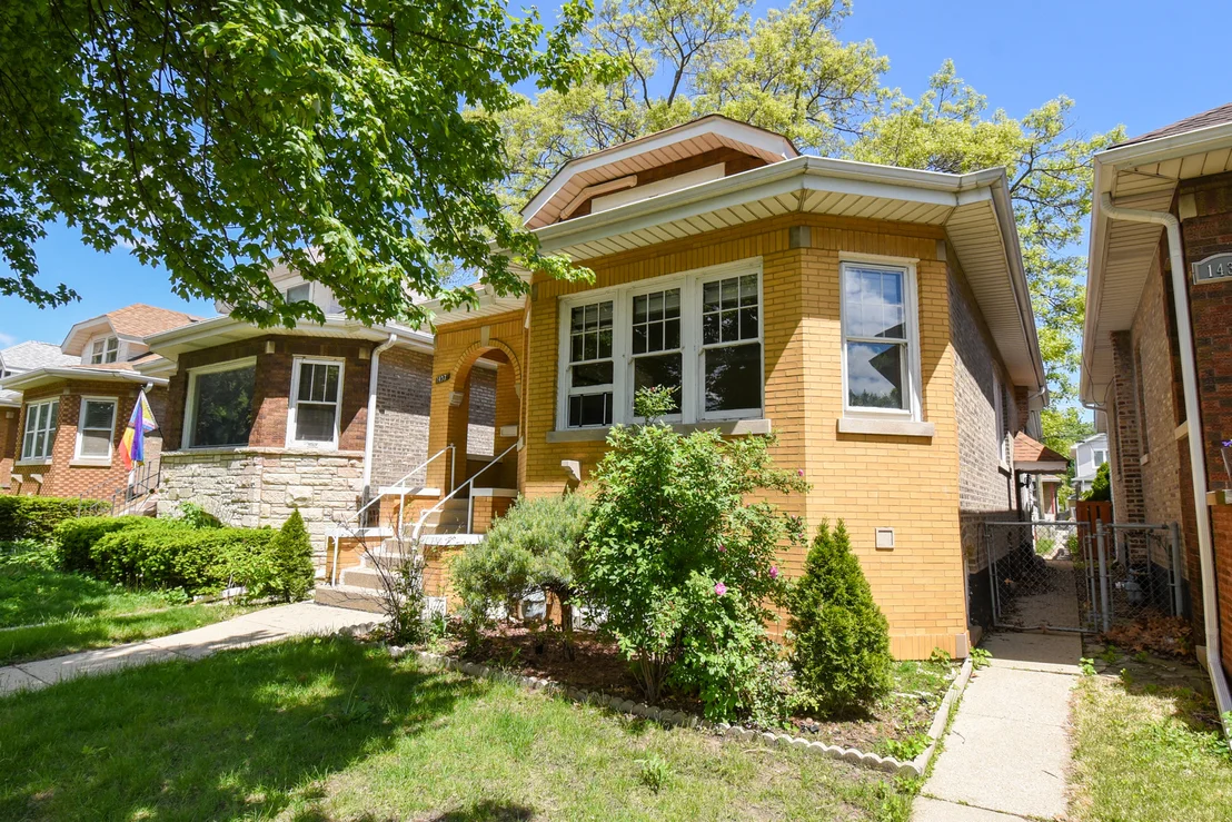Photo of 1437 Maple Avenue
