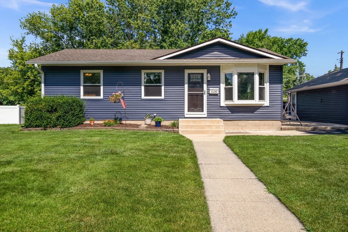 Photo of 1530 Sunrise Drive