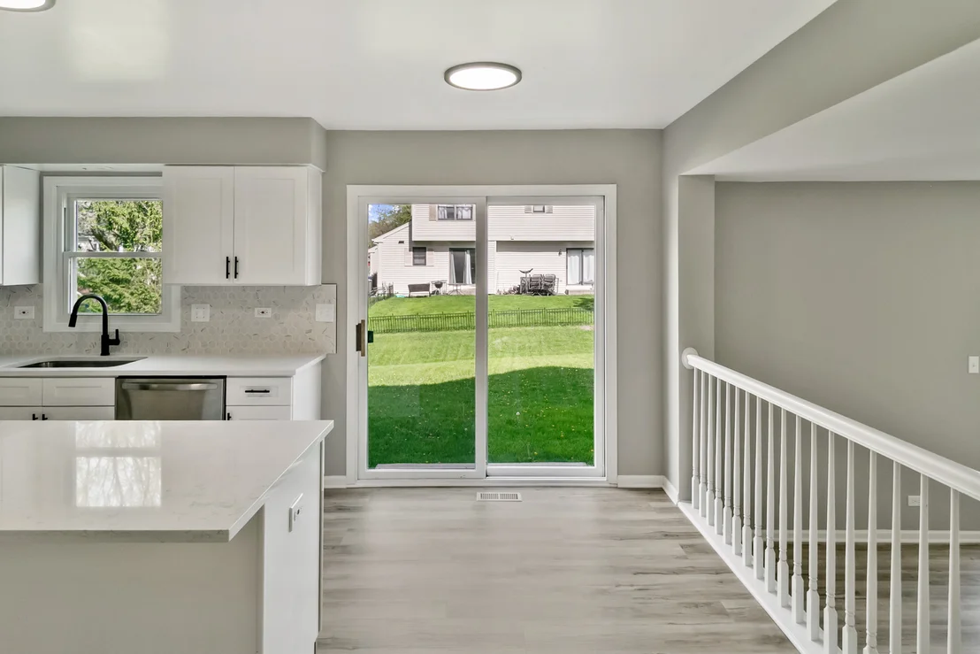 Photo of 731 Roaring Brook Lane