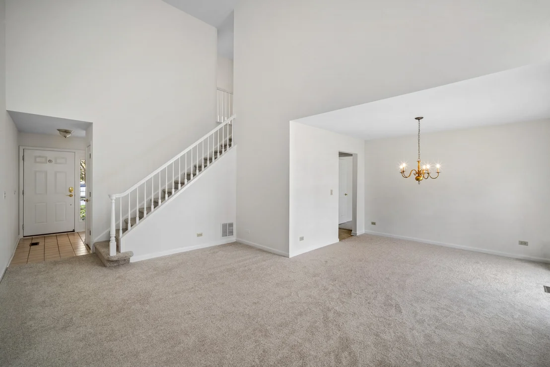 Photo of 103 Meadowbrook Lane