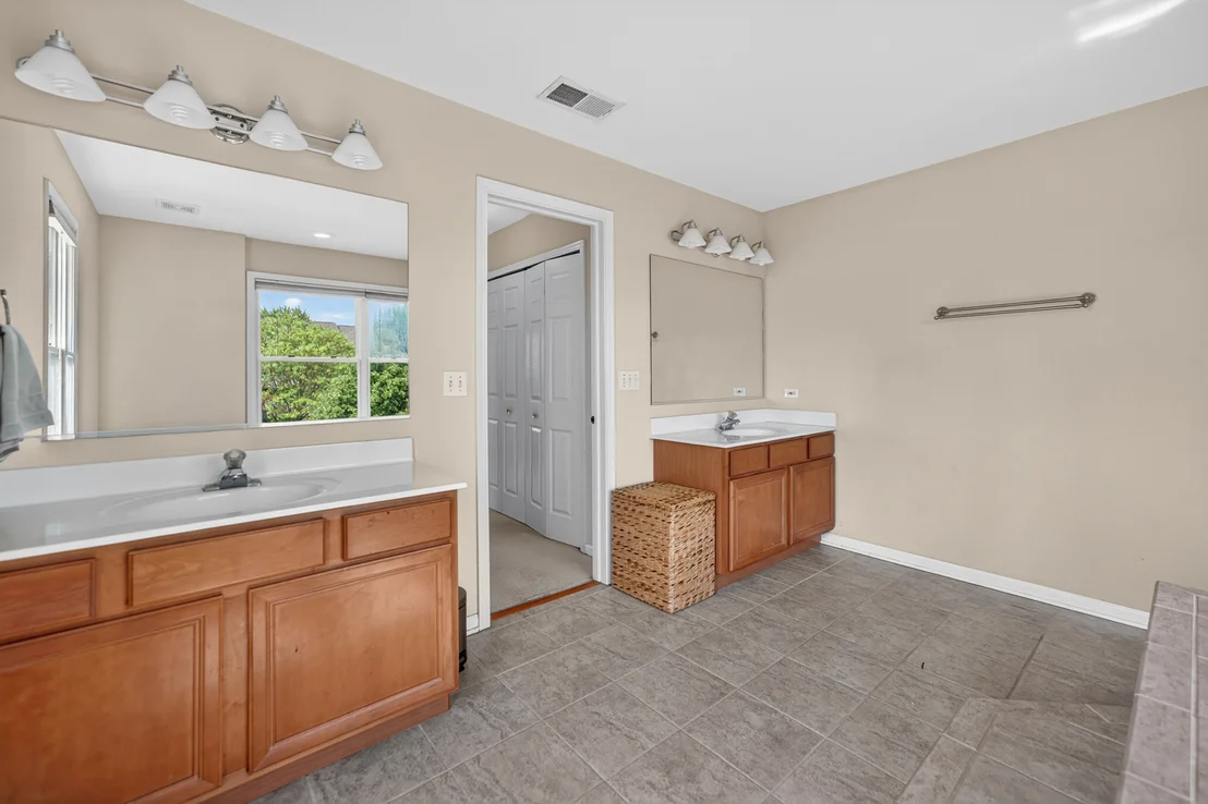 Photo of 5701 CARIBOU Lane