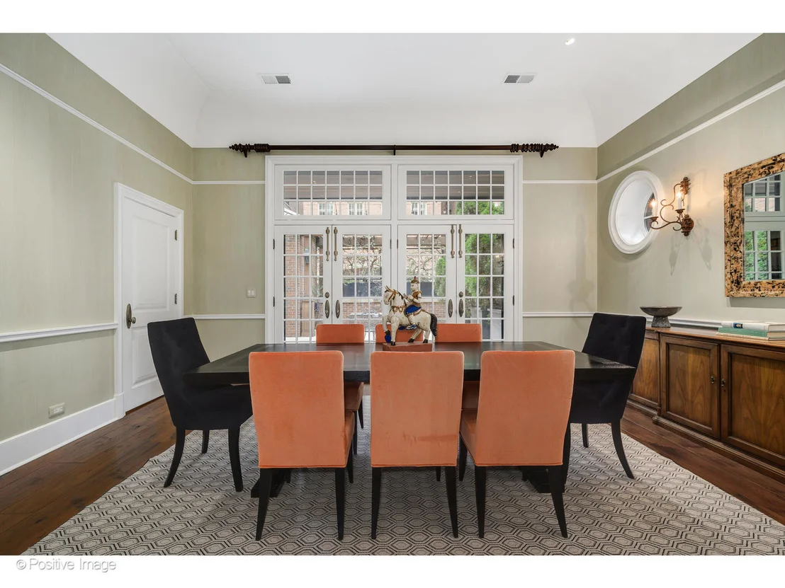 Photo of 446 W Huron Street