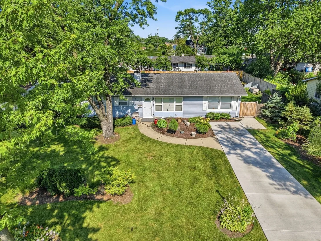 Photo of 403 Hazelwood Lane