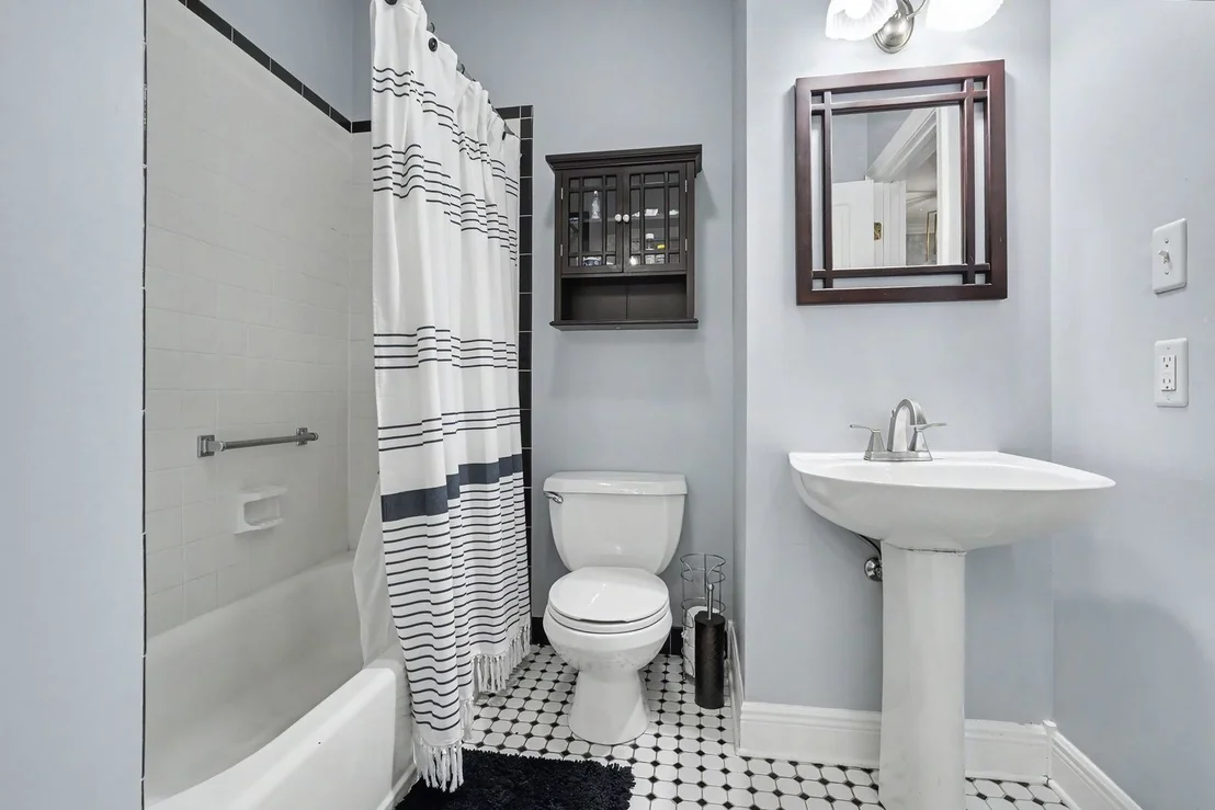Photo of 2801 Valley Brook Drive