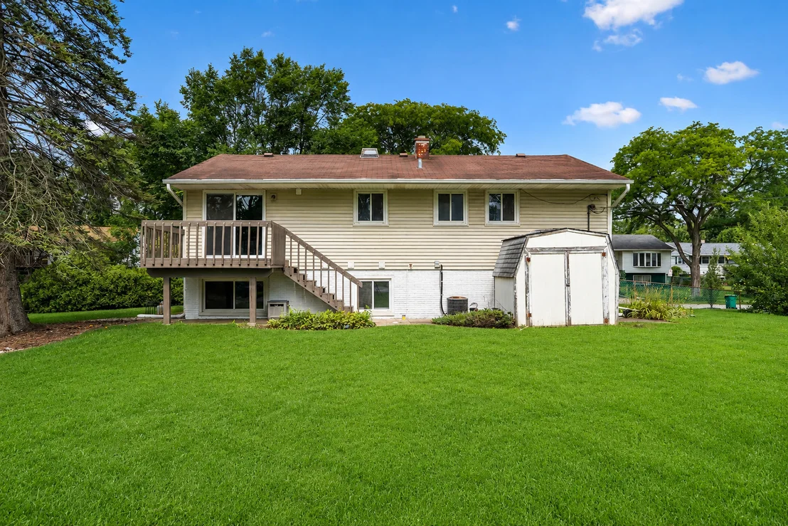 Photo of 669 White Pine Road