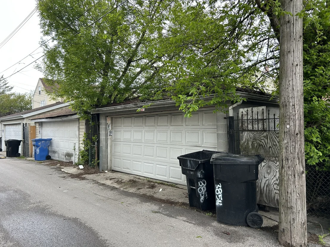 Photo of 3854 S Albany Avenue