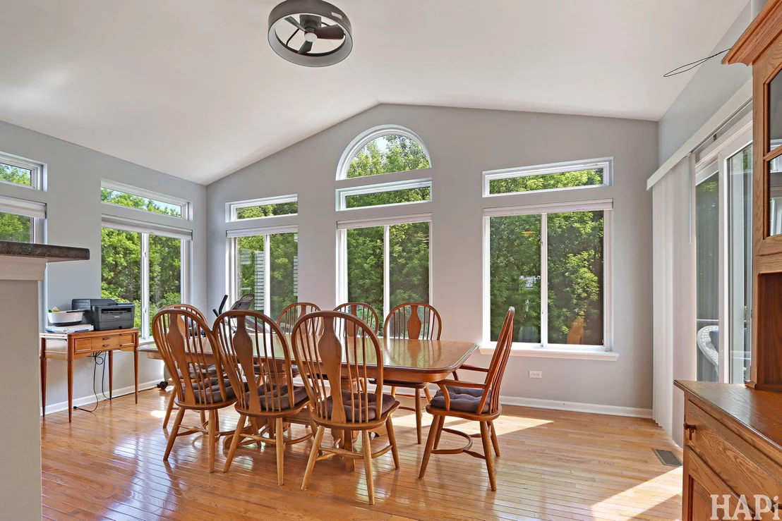 Photo of 4570 Loyola Drive