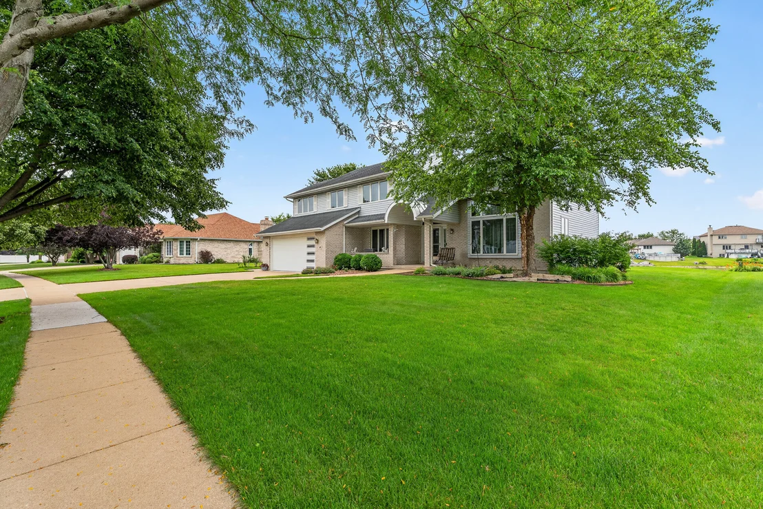 Photo of 604 Mahoney Drive