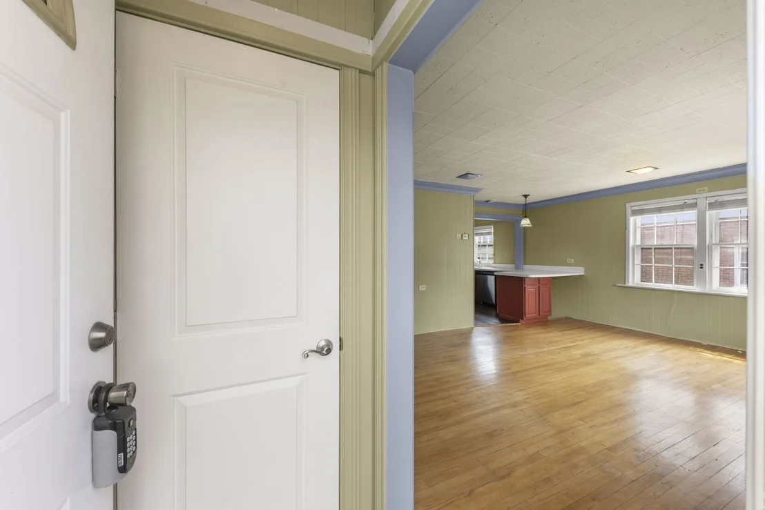 Photo of 261 Melrose Avenue