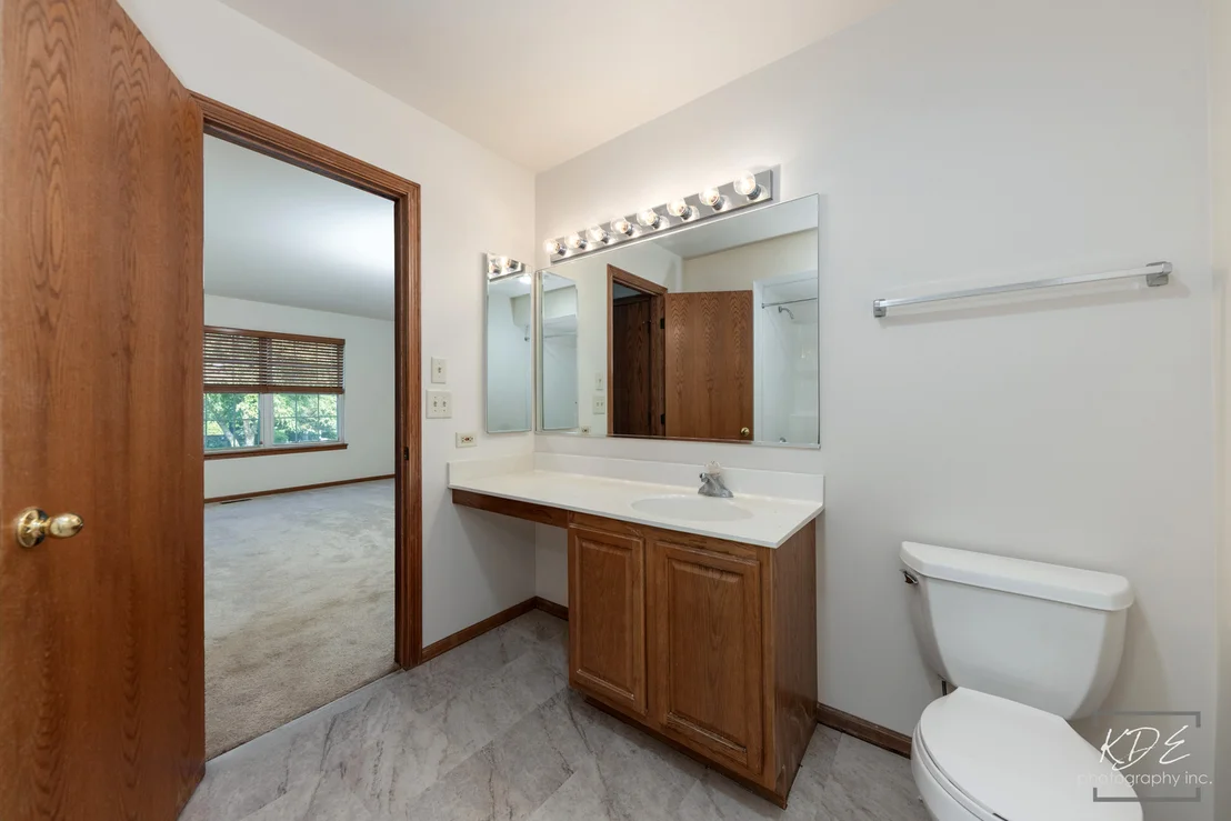 Photo of 14017 S Cambridge Circle