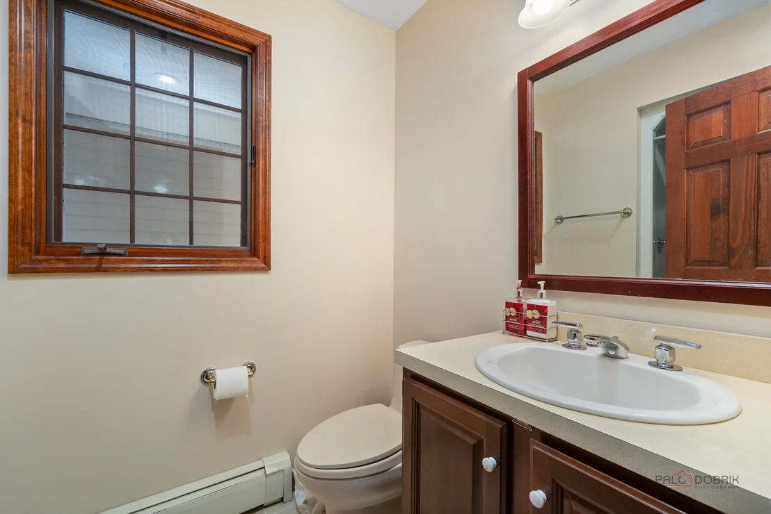 Photo of 807 Burris Avenue
