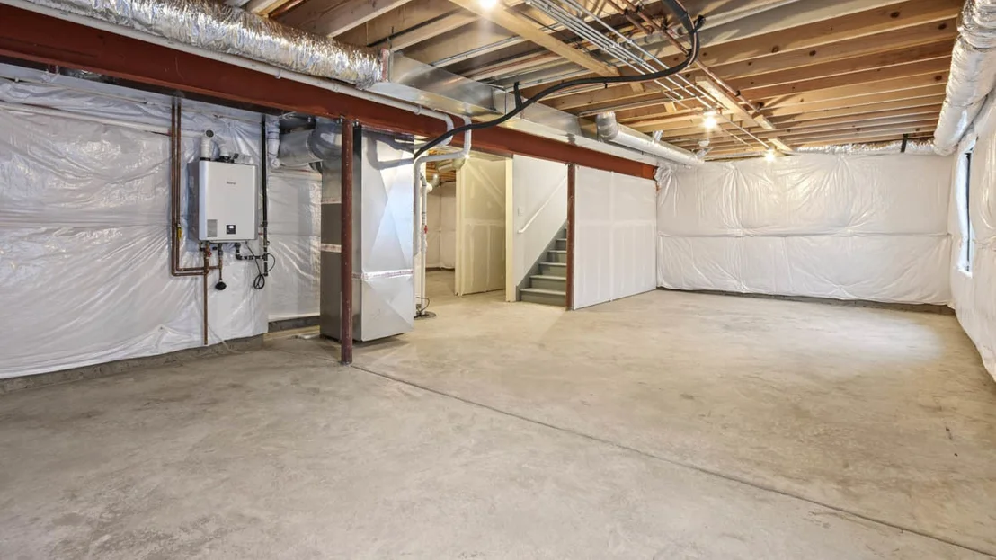 Photo of 998 Emerald Drive