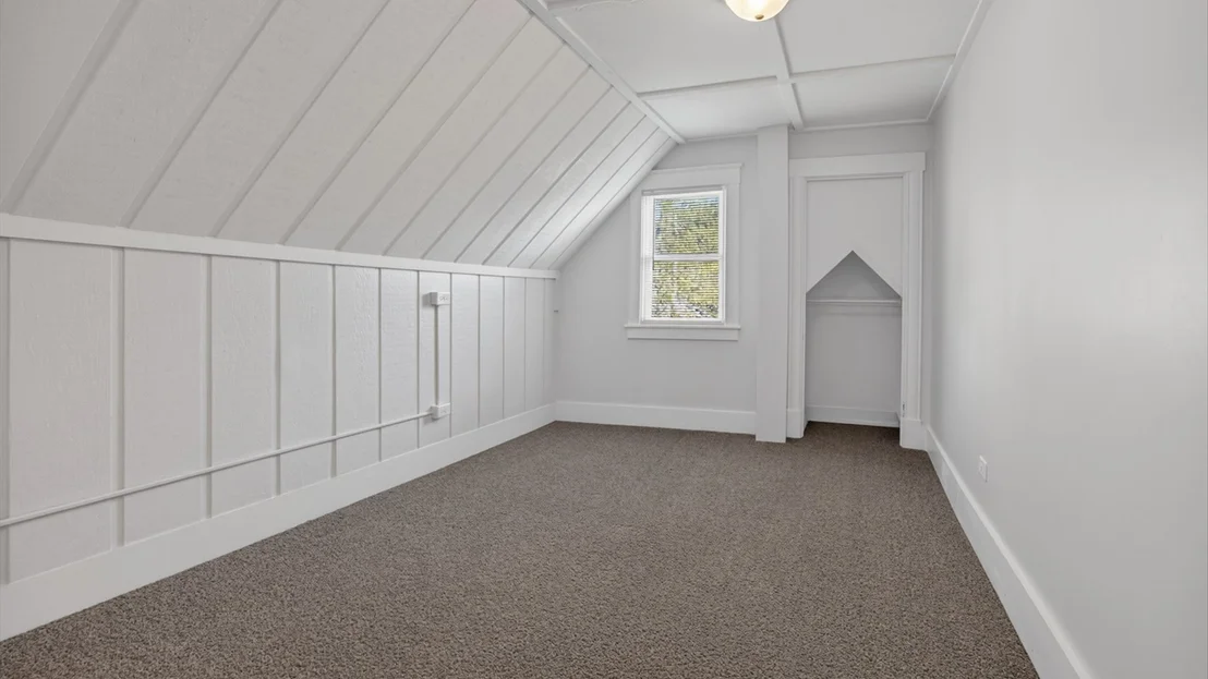 Photo of 1214 Wall Street